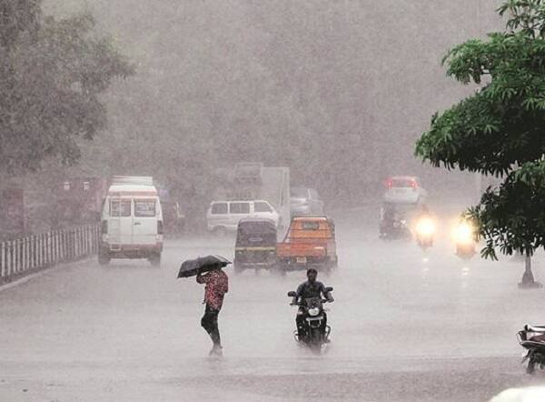 આગામી 48 કલાકમાં સમગ્ર ગુજરાતની સાથે કેંદ્ર શાસિત પ્રદેશો દીવ-દમણ અને દાદરા નગર હવેલીમાં વરસાદ પડવાની શક્યતા છે.