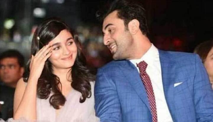  કેટલાક નિવેદનો બાદ આલિયાએ ફરીથી પોતાના ક્રશ રણબીરને લઇને એવી વાત કહી છે કે જેનાથી લાગી રહ્યું છે કે આજકાલ આ બન્નેનો પ્રેમ પરવાનો ચઢ્યો છે. આ બન્નેને નવુ નામ મળ્યુ છે, તે છે રાલિયા.