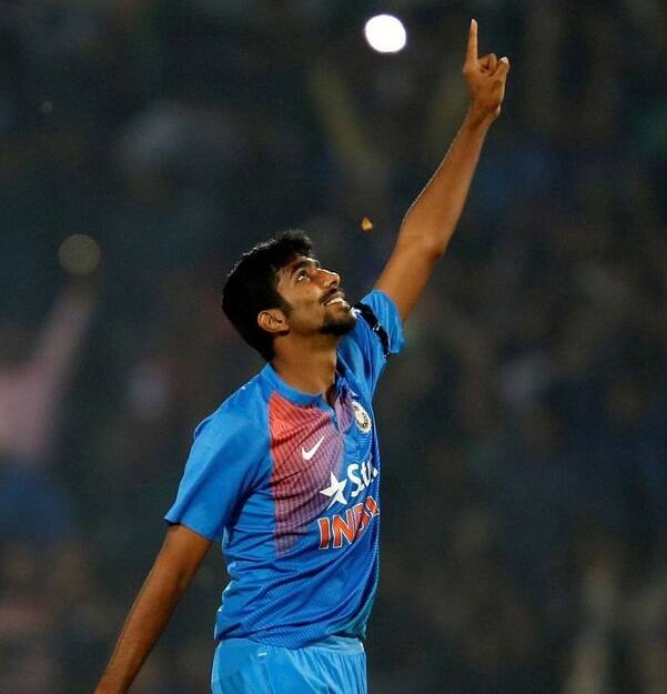 ભારત ઇંગ્લેન્ડમાં ત્રણ ટી-20, વનડે અને 5 ટેસ્ટ મેચોની સીરીઝ રમશે. ટીમ મેનેજમેન્ટ આ સીરીઝને વર્લ્ડ કપની તૈયારીઓના ભાગરૂપે જોઇ રહ્યું છે, જે આગામી વર્ષે ઇંગ્લેન્ડમાં રમાવવાનો છે. 