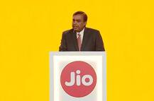 રિલાયન્સની AGMમાં મોટી જાહેરાત, જિયો ફોનમાં મળશે ફેસબુક-WhatsAppની સુવિધા