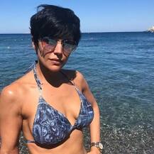 મંદિરા બેદીએ ઈનસ્ટાગ્રામ પર BOLD ફોટો શેર કરી લગાવી આગ, જુઓ તસવીરો