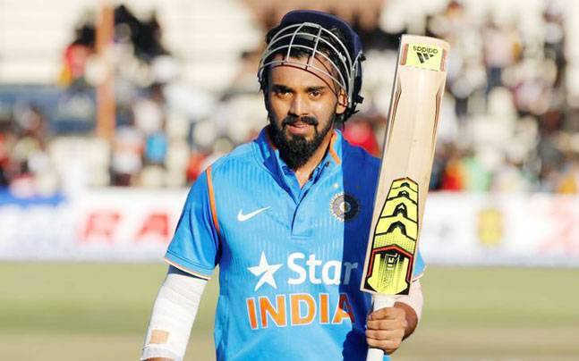 શિખર ધવન અને રોહિત શર્મા ઇનિંગની શરૂઆત કરશે જ્યારે રાહુલ ત્રીજા નંબર પર ઉતરશે. આજ બેટિંગ ક્રમ રહેવાથી કોહલીને ચોથા નંબર પર ઉતરવું પડશે. ત્યારબાદ સુરેશ રૈના, મહેન્દ્ર સિંહ ધોની અને ઓલરાઉન્ડર હાર્દિક પંડ્યા ઉતરશે.