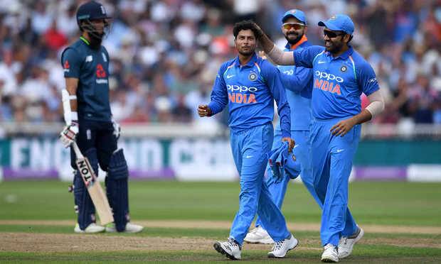 કુલદીપ ભારતનો 9મો બૉલર છે, જેને વનડે ઇન્ટરનેશનલ મેચમાં છ વિકેટ ઝડપી છે. ફાસ્ટ બૉલર આશિષ નેહરાએ બે વાર આ કારનામું કર્યું છે. 