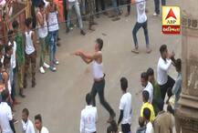 અમદાવાદ રથયાત્રાઃ યુવાને દાંતથી ઊંચકી સાયકલ, બીજા કરતબ જોઇ થશો દંગ