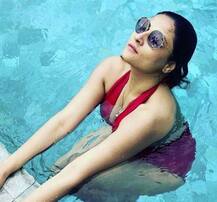 ઉવર્શી ધોળકિયાનો સ્વિમિંગ પૂલમાં બોલ્ડ અંદાજ, જુઓ તસવીરો