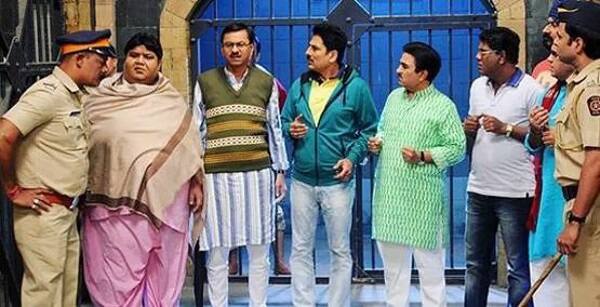 અસિત મોદીએ વધુ માહિતી આપવાનો ઈન્કાર કર્યો હતો, પરંતુ દર્શકો આતુરતાથી રાહ જોઈ રહ્યા છે કે ડો.હાથીના બદલામાં કયુ પાત્ર આવશે.