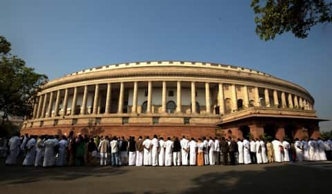 ચોમાસું સત્રમાં વિપક્ષ કયા મુદ્દાઓ પર સરકારને ઘેરવાની કોશિશ કરશે, જાણો વિગત ચોમાસું સત્રમાં વિપક્ષ કયા મુદ્દાઓ પર સરકારને ઘેરવાની કોશિશ કરશે, જાણો વિગત