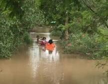 સૌરાષ્ટ્રમાં મેઘતાંડવ: ભારે વરસાદથી અનેક ગામડાંઓમાં પાણીમાં, કાર અને ગરવખરીનો સામાન તણાયો