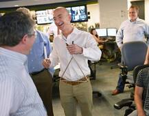 150 અબજ ડોલર સાથે કોણ બન્યું આધુનિક ઈતિહાસના સૌથી ધનિક વ્યક્તિ, જાણો વિગત