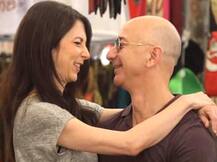 દુનિયાના સૌથી ધનિક વ્યક્તિ જેફની પત્નિ છે લેખિકા, જાણો કઈ રીતે બંને પડેલાં પ્રેમમાં?