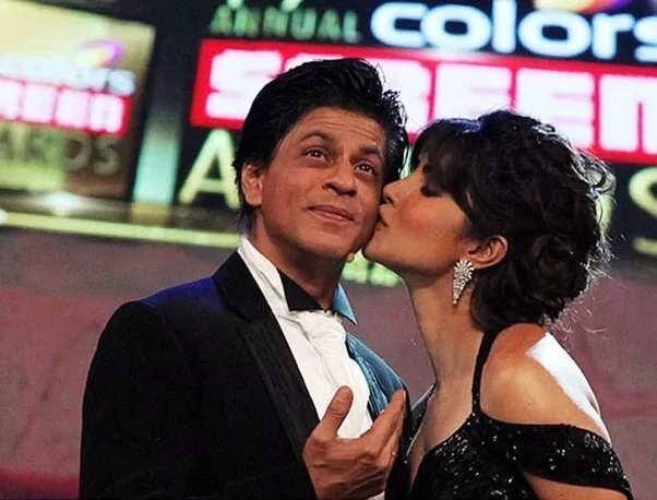 ડોન-2ના સમયમાં શાહરૂખ ખાન અને પ્રિયંકાના અફેરની ચર્ચા બહુ ચાલી હતી. માહિતી મળી હતી કે, આ જ કારણે શાહરૂખ અને તેની પત્ની ગૌરી ખાન વચ્ચે તકરાર થઈ હતી. આ અફવા પણ ફેલાઈ હતી કે, આ ચર્ચાને કારણે કરણ જૌહરે પ્રિયંકા સાથે વાત કરવાનું પણ બંધ કરી દીધું હતું.