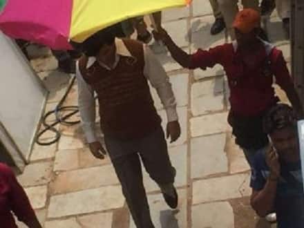 જ્હોન અબ્રાહમને જોવા માટે જૂનાગઢવાસીઓ શૂટિંગના સ્થળે દોડી આવ્યા હતાં. જ્યારે જ્હોન અબ્રાહમ પણ ધર્મજ ગામની મુલાકાત લઈને ખુશ થઈ ગયો હતો. 