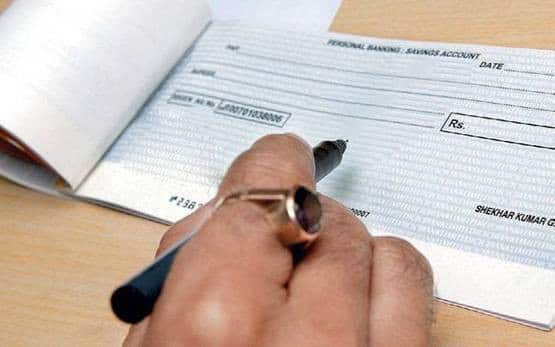 Avoid These Mistakes While Issuing Cheques To Be Safe From Bank Frauds Avoid These Mistakes While Issuing Cheques To Be Safe From Bank Frauds