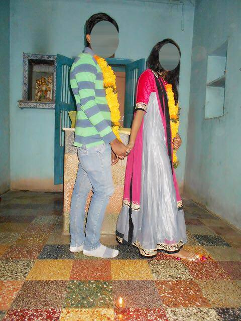 અમદાવાદઃ ભાજપનાં નેતા જયંતિ ભાનુશાળી સામે સુરતની યુવતીએ બળાત્કારની ફરિયાદ નોંધાવી એ કેસમાં આજે નવો વળાંક આવ્યો છે. આ યુવતીનો ભૂતપૂર્વ પતિ આજે મીડિયા સામે હાજર થયો હતો. યુવતીને સંખ્યાબંધ યુવકો સાથે શારીરિક સંબંધો હોવાનો દાવો પણ તેણે કર્યો છે.