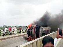 મરાઠા આંદોલનઃ વધુ એક યુવક નદીમાં કુદ્યો, ટોળાએ ગાડીઓ-બસોમાં તોડફોડ કરી, જુઓ તસવીરો