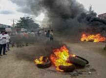 આત્મહત્યા બાદ મરાઠા આંદોલન હિંસક બન્યું, હાઇવે જામ અને ઇન્ટરનેટ બંધ, જુઓ તસવીરો