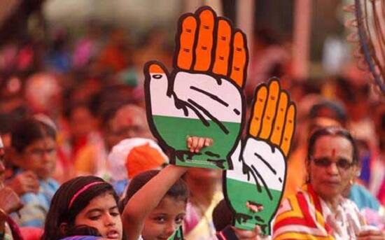 બીજી તરફ અંગીરા તડવીએ આ બાબતે જણાવ્યું હતું કે, મેં મારું રાજીનામું બે મહિના પહેલા જ પ્રદેશ મહિલા સમિતિને મોકલી આપ્યું હતું. મેં જૂથવાદને કારણે નહીં મારા અંગત કારણોસર રાજીનામું આપ્યું છે. હું કોંગ્રેસ પક્ષની સૈનિકો છું, હતી અને રહીશ. 