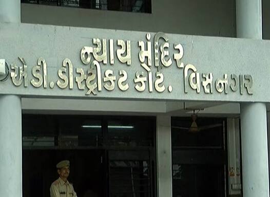 Visnagar Rioting Case : Hardik Patel And Lalji Patel Convicted, Other Free