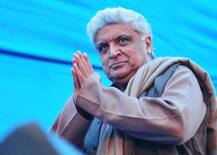 લોકસભામાં થયેલી શેર-શાયરીથી આ ગીતકાર થયો દુઃખી, પીએમ સહિત નેતાઓને હાથ જોડીને કહ્યું- \'રહમ કરો\'