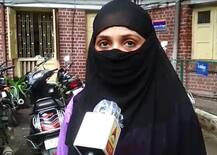 અમદાવાદમાં પતિ સાથે જમવા ગયેલી યુવતીની થઈ છેડતી પછી શું થયું, જાણો વિગત