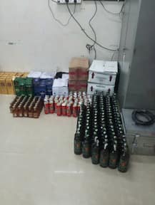 છોટાઉદેપુર: વિદેશી દારુ સાથે ટ્રાફિક પોલીસ હેડ કોન્સ્ટેબલ ઝડપાયો, 6 લાખનો મુદ્દામાલ જપ્ત