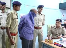 છોટાઉદેપુર: વિદેશી દારુ સાથે ટ્રાફિક પોલીસ હેડ કોન્સ્ટેબલ ઝડપાયો, 6 લાખનો મુદ્દામાલ જપ્ત