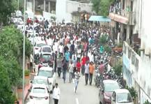 બારડોલી: નિવની અંતિમયાત્રામાં આખું ગામ હિબકે ચઢ્યું, માતા ધ્રૂસકે-ધ્રૂસકે રડી