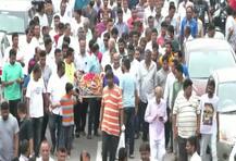 સ્મશાનમાં નિવના મૃતદેહને કોણે આપ્યો અગ્નિદાહ, જાણો વિગત