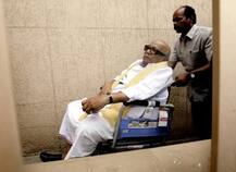 કરૂણાનિધિઃ નેહરુના સમયે MLA બન્યાં, બાદમાં 5 વખત સંભાળી CMની ખુરશી