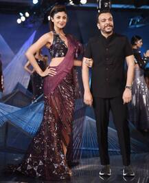 બોલિવૂડની આ હોટ એક્ટ્રેસને રેમ્પ પર ચાલતી વખતે લાગે છે વોર્ડરોબ માલફંક્શનનો ડર, જાણો વિગત