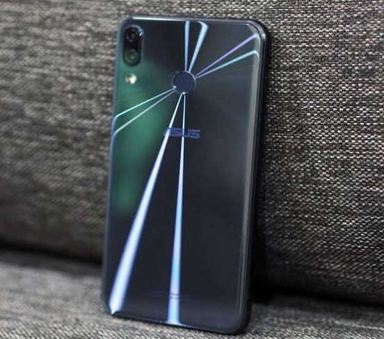 Asus ZenFone 8: Get to know the price, features and specifications of this smartphone Asus ZenFone 8 : প্রায় ৬৩ হাজারের ফোন ! কী আছে Asus Zen Phone8-এ ?