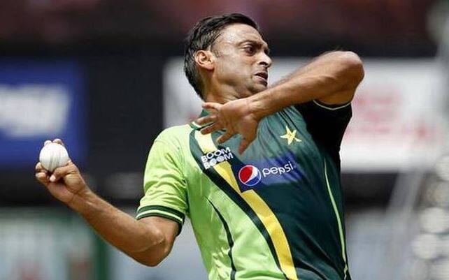 શોએબે કહ્યું કે, ઈમરાન ભાઈની પાર્ટીના સભ્યોએ ચૂંટણીમાં ઘણી મહેનત કરી છે. મને લાગે છે કે ઈમરાન ભાઈ લોકોની ભલાઈ માટે કામ કરશે અને પાકિસ્તાનની જનતાની આશા પર ખરા ઉતરશે. 