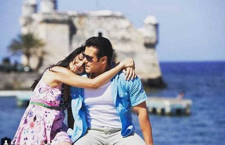 સુત્રો અનુસાર, કેટરીના અને સલમાનની સારી બૉન્ડિંગ છે અને આ બધુ થયા બાદ ટીમે કેટરીના સાથે સંપર્ક કર્યો. હવે રિપોર્ટ છે કે કેટરીના ફિલ્મ માટે તૈયાર થઇ ગઇ છે અને પોતાના બાકીના કામ પુરા થયા પછી તે સપ્ટેમ્બરમાં ફિલ્મનું શૂટિંગ શરૂ કરશે.