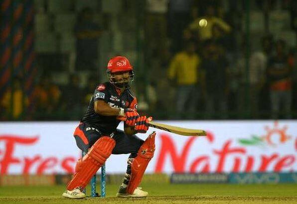 રિષભ પંતે આઈપીએલ 2018માં 14 મેચમાં એક સદી સહિત 684 રન બનાવ્યા હતા. 