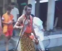 RJDના કયા મોટા નેતાએ ધારણ કર્યો ભગવાન શિવનો વેશ, ડમરું વગાડીને કર્યો શંખનાદ, જુઓ તસવીરો
