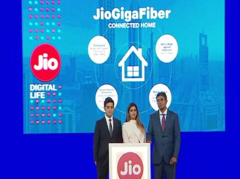 માત્ર 500 રૂપિયામાં મળશે Jioનું બ્રોડબેન્ડ કનેકશન અને 300 GB ડેટા, જાણો વિગત માત્ર 500 રૂપિયામાં મળશે Jioનું બ્રોડબેન્ડ કનેકશન અને 300 GB ડેટા, જાણો વિગત