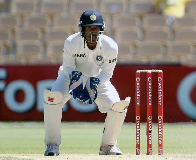 સાહાએ સર્જરી બાદ એક ટ્વિટ કરીને કહ્યું, ‘તમામ લોકોના પ્રેમ માટે ધન્યવાદ. મારી સફળતાપૂર્વક સર્જરી થઈ છે.’ સર્જરી કરાવ્યા બાદ સાહા જલ્દી ટીમમાં વાપસી કરશે તેવી આશા વ્યક્ત કરવામાં આવી રહી છે.