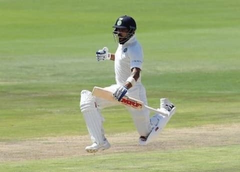 ICC ટેસ્ટ રેન્કિંગમાં કોહલી સિવાય આ ભારતીય બેટ્સમેનો પણ રહી ચુક્યા છે નંબર 1, જાણો વિગત ICC ટેસ્ટ રેન્કિંગમાં કોહલી સિવાય આ ભારતીય બેટ્સમેનો પણ રહી ચુક્યા છે નંબર 1, જાણો વિગત