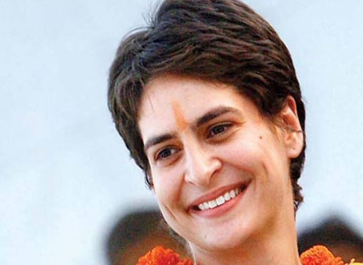 સુત્રોની માહિતી અનુસાર આ વખતે 2019ની લોકસભા ચૂંટણીમાં સોનિયા ગાંધીની બેઠક રાયબરેલી પરથી તેમની દીકરી પ્રિયંકા ગાંધી ચૂંટણી લડી શકે છે. આ વખતે ભાજપના નિશાના પર કોંગ્રેસનો ગઢ અમેઠી અને રાયબરેલી છે. અમેઠીથી કોંગ્રેસ અધ્યક્ષ રાહુલ ગાંધી સાંસદ છે તો, તેની બાજુમાં આવેલા જીલ્લા રાયબરેલીથી સોનિયા ગાંધી સાંસદ છે.