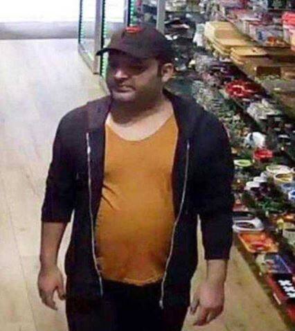 તાજેતરમાં જ એક ગ્રોસરી સ્ટોરમાં કપિલની તસવીર તામે આવી હતી. જેમાં તેનું વધેલું વજન જોઈ શકાય છે. આ તસવીર પર ખૂબ શેર થઈ હતી.