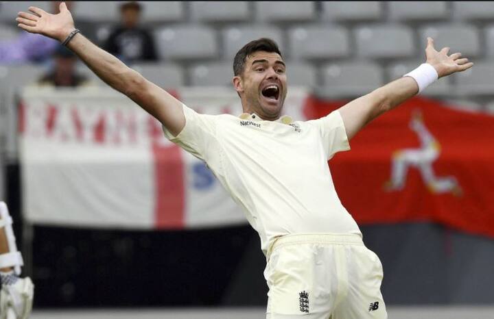 પ્રથમ ટેસ્ટમાં એન્ડરસને 4 અને બ્રોડે 2 વિકેટ લીધી હતી. ભારત અને ઈંગ્લેન્ડ વચ્ચે બીજી ટેસ્ટ 9 ઓગસ્ટથી લોર્ડ્સમાં રમાશે. 2014ની શ્રેણીમાં એન્ડરસને કોહલીને 8 વખત આઉટ કર્યો હતો અને શ્રેણી શરૂ થઈ તે અગાઉ પણ કોહલીને આઉટ કરવાનો પડકાર ફેંક્યો હતો. 