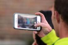 લગ્નની પહેલી રાતે જ પતિએ પત્નીના અશ્લીલ ફોટો ખેંચ્યા અને પછી.....