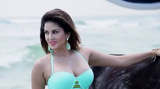 એક્સપર્ટ દ્વારા પોર્ન સ્ટારના આવા ઉદાહરણથી વિદ્યાર્થિનીઓમાં ભારે રોષની લાગણી જોવા મળી હતી. વિદ્યાર્થીઓએ આ સમગ્ર મામલો જીટીયુમાં ફરિયાદ કરવા તજવીજ હાથ ધરી હતી.