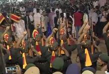 કરુણાનિધિના રાષ્ટ્રીય સન્માન સાથે કરવામાં આવ્યા અંતિમ સંસ્કાર, અંતિમ યાત્રામાં લાખો સમર્થકો જોડાયા