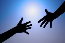 રાજકોટઃ શિક્ષકને શિક્ષિકા સાથે બંધાયા સંબંધ ને કર્યાં બીજાં લગ્ન, બંને પત્નિ ઉપર નીચે રહેતી ને પછી શું થયું?