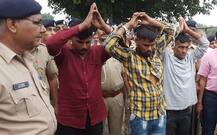 વડોદરાઃ ‘મને કહ્યુઃ તારાં કપડાં કાઢી નાંખ, અમારે રેપ કરવો છે, મેં બૂમો પાડી તો ઝાડીઓમાં ખેંચીને લઈ ગયા ને.......’