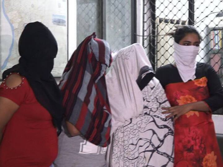 અત્રે ઉલ્લેખનીય છે કે આ સ્પા સેન્ટર છેલ્લા 6 મહિનાથી ચાલતું હતું. તેમજ આ મહિલા બોમ્બેની રહેવાસી છે અને હાલ શહેરના જશોદાનગરમાં રહે છે.