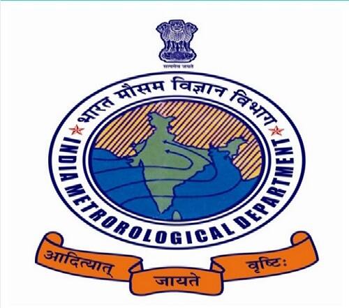 કદમે જણાવ્યું હતું કે, ભાદંસની કલમ 420 અંતર્ગત આઈએમડીના ડાયરેક્ટર સામે કેસ નોંધાવ્યો છે. ગયા વર્ષે પણ બીડ જિલ્લાના એક ખેડૂતે આઈએમડી અધિકારીઓ સામે પોલીસમાં આવા કેસો નોંધાવ્યા હતાં. તેમણે કહ્યું હતું કે, આઈએમડી અધિકારીઓએ ખેડૂતોને ખોટી માહિતી આપી છે કે, ખરીફ મોસમ ફરિયાદ દરમિયાન ઘણો વરસાદ પડશે.