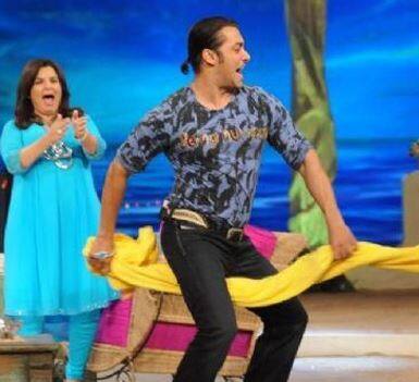 સલમાને ફિલ્મ ‘મુઝસે શાદી કરોગી’ ફિલ્મના ‘ગીત જવાની ફિર ના આયે’નો ટોવેલ સ્ટેપ ડાન્સ કર્યો છે. આ ઉપરાંત ફિલ્મ ‘ટાઇગર ઝિંદા હૈ’ના ગીત ‘દિલ દિયા ગલ્લાં’ અને ‘દબંગ’નો બેલ્ટ સ્ટેપ આ પ્રોમામાં યૂઝ કરવામાં આવ્યો છે.