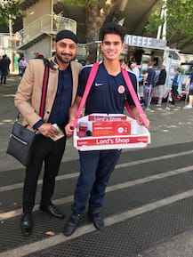 સચિનના પુત્રે લોર્ડ્ઝના મેદાનની બહાર સેલ્સમેન બનીને શું વેચ્યું ? ક્યા ભારતીય ક્રિકેટરે કરાવી બોણી ?